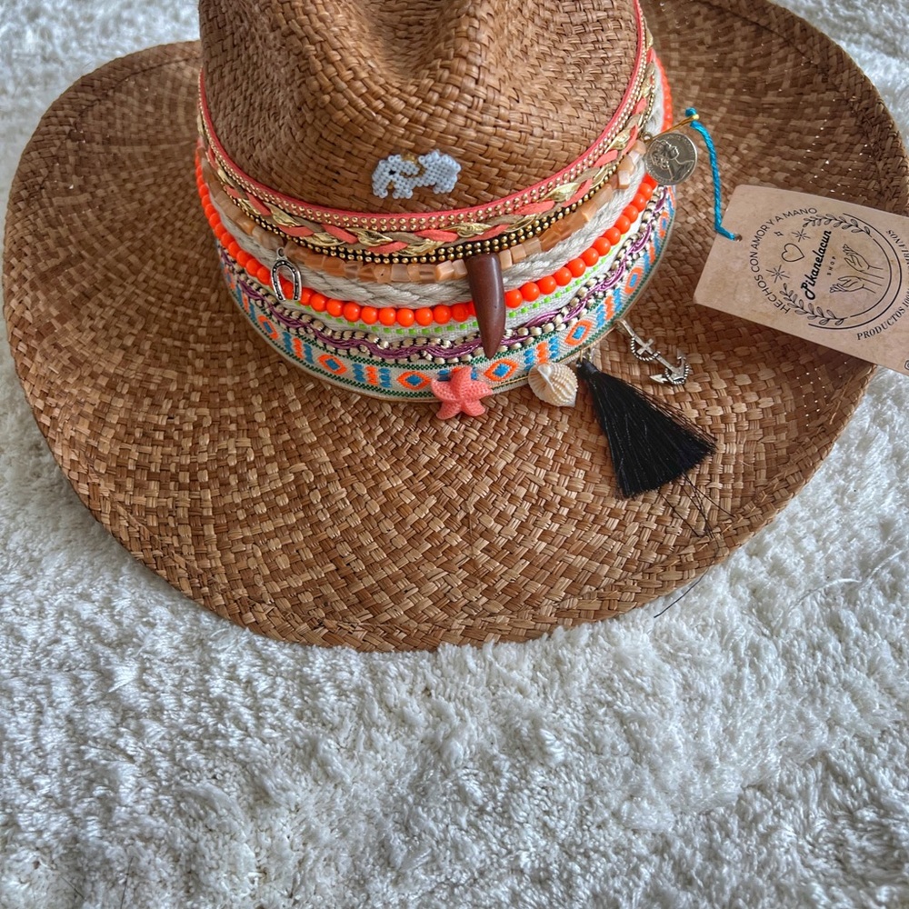Hand made hat - Picture 2 of 7